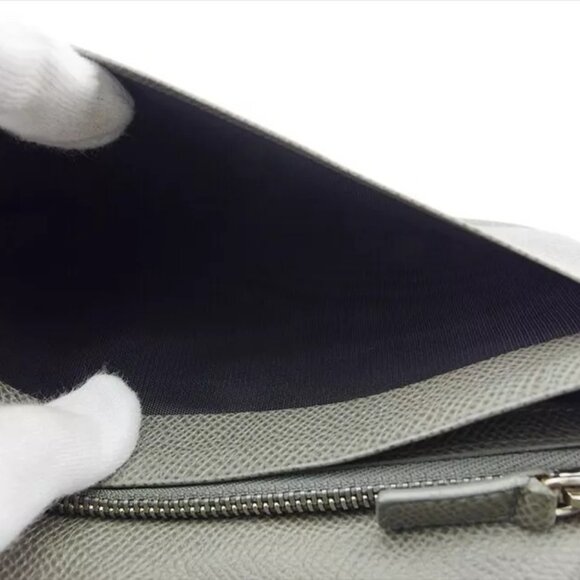 BVLGARI Bifold Wallet Bvlgari Bulgari Gray Leather Authentic Used - Picture 8 of 9